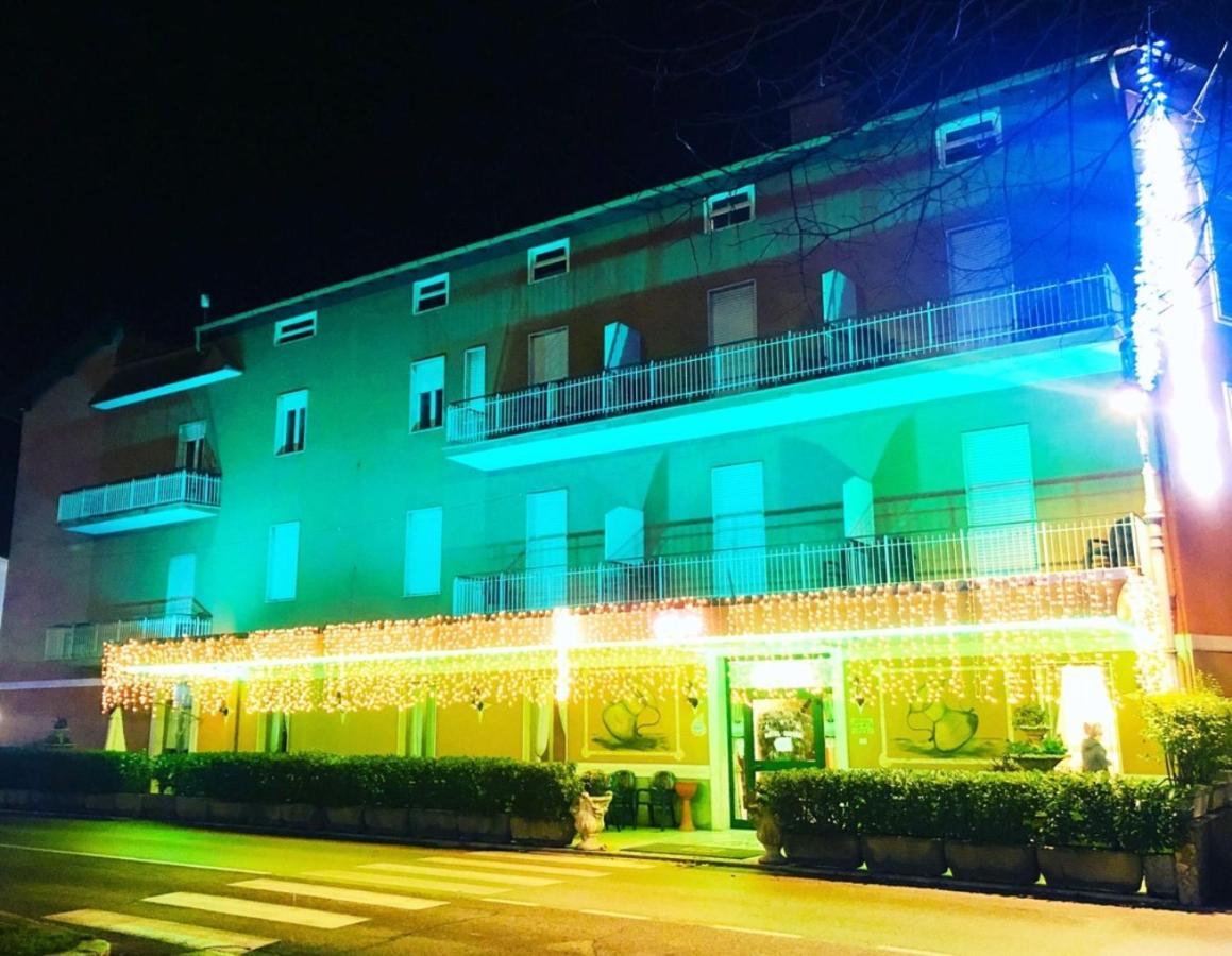 Hotel Elvira Fiuggi Extérieur photo