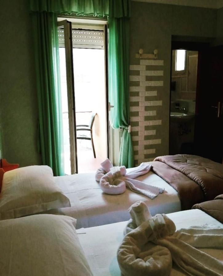 Hotel Elvira Fiuggi Extérieur photo
