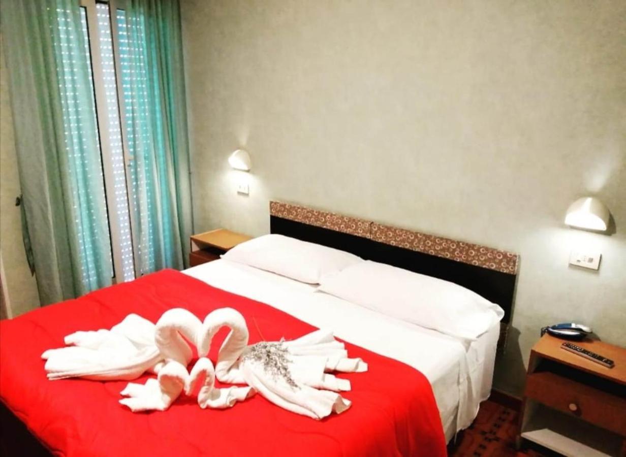 Hotel Elvira Fiuggi Extérieur photo