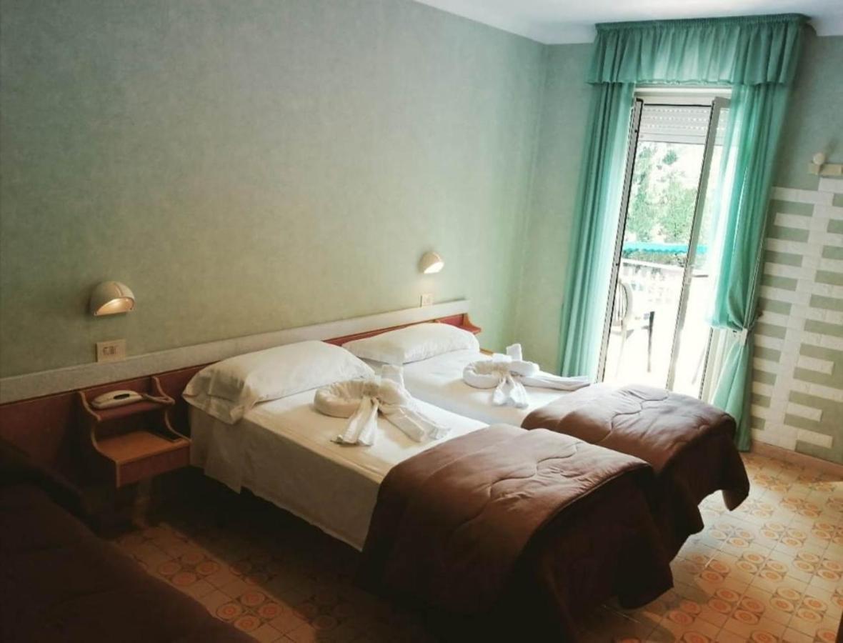 Hotel Elvira Fiuggi Extérieur photo